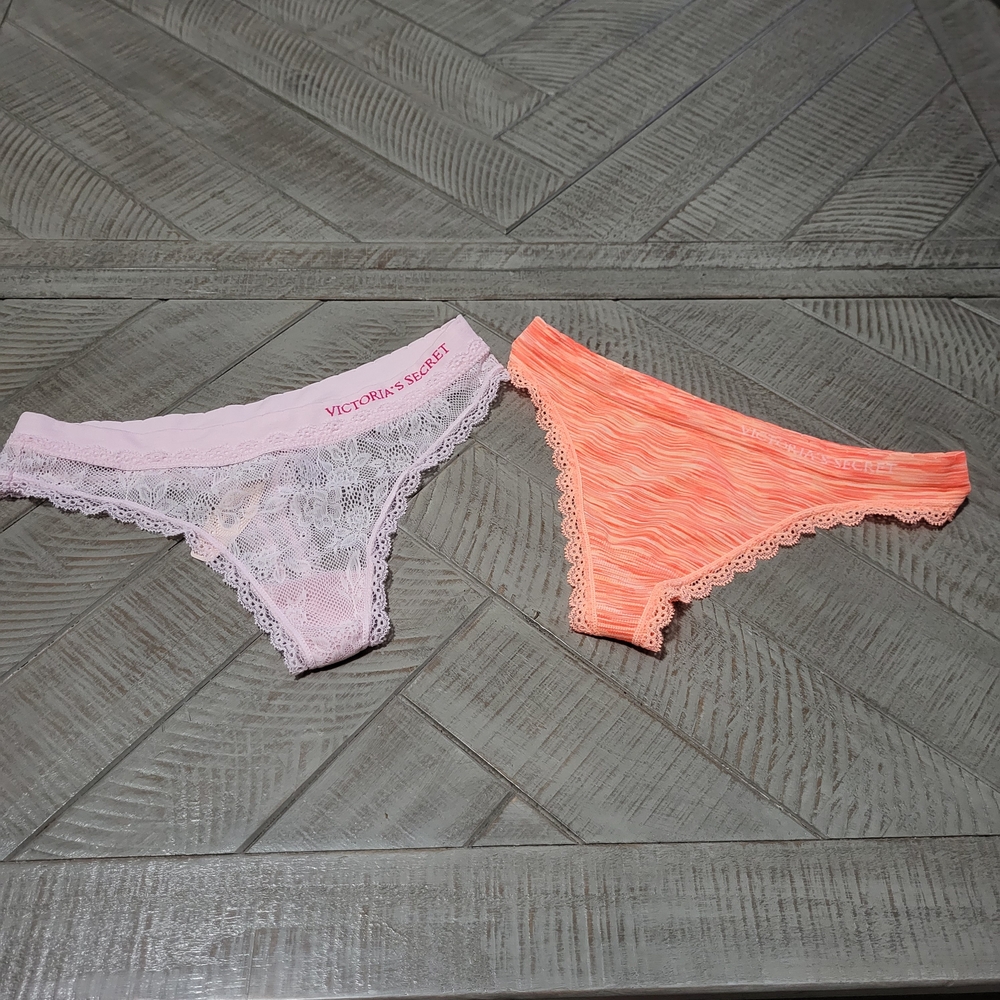 Victoria's Secret Set Of 2 Thong Panties Pink Orange Lace‎